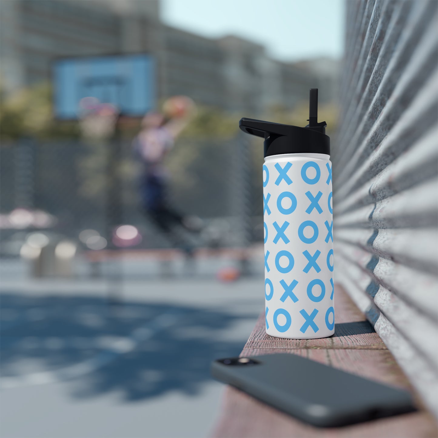 XOXO sipper water bottle 18oz